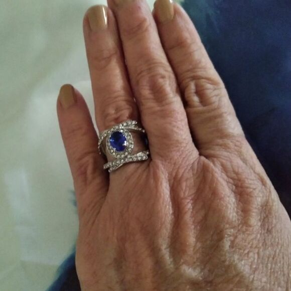 Silver and Blue Stone Ladies Cocktail Ring 7 - Picture 2 of 9